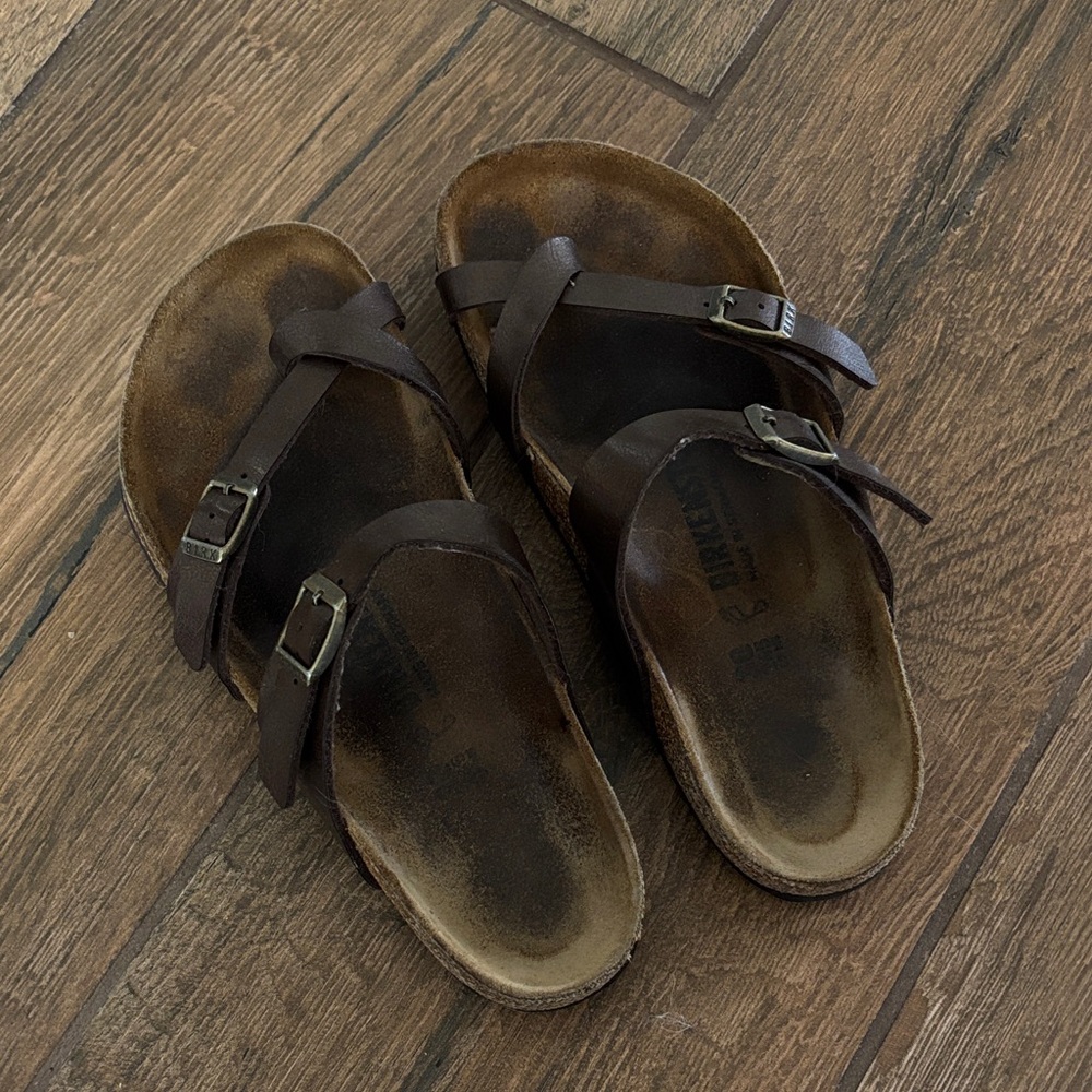Birkenstock Mayari Dark Brown Leather Strappy Sandals. Size 38 (7- 7 1/2 US)
